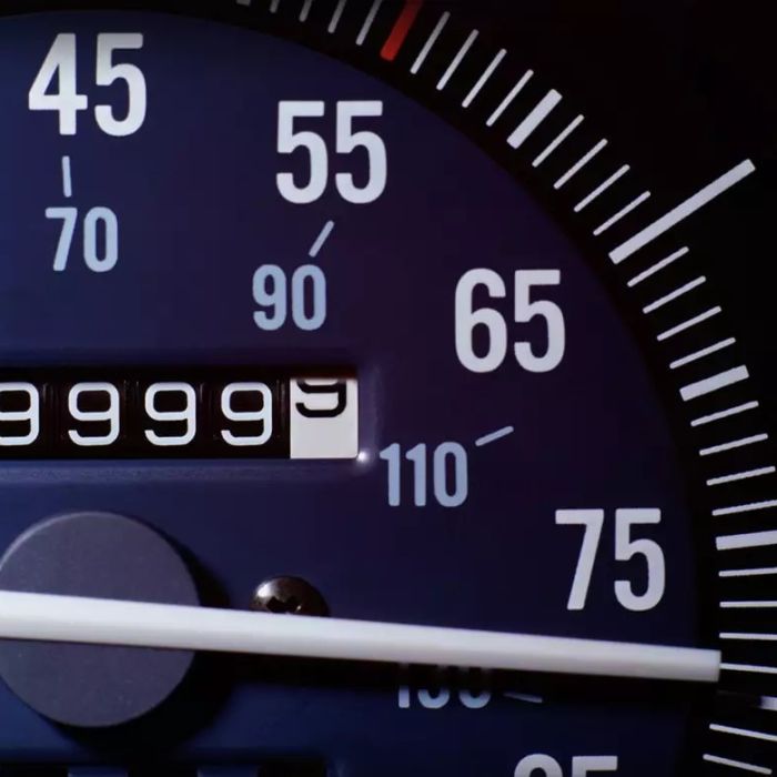 אימות קילומטראז' ברכב