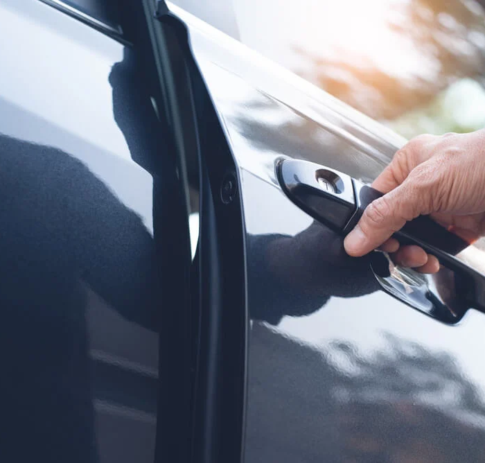 נעילה אוטומטית לרכב